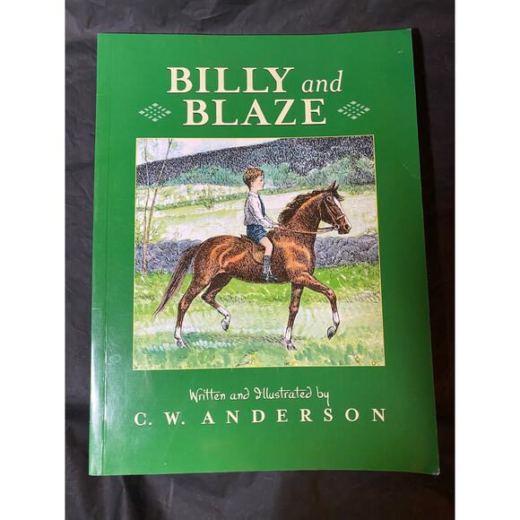 Childrens Books Lot of 7 Bedtime Story Early Reader Read Along Titles Below - Picture 2 of 9